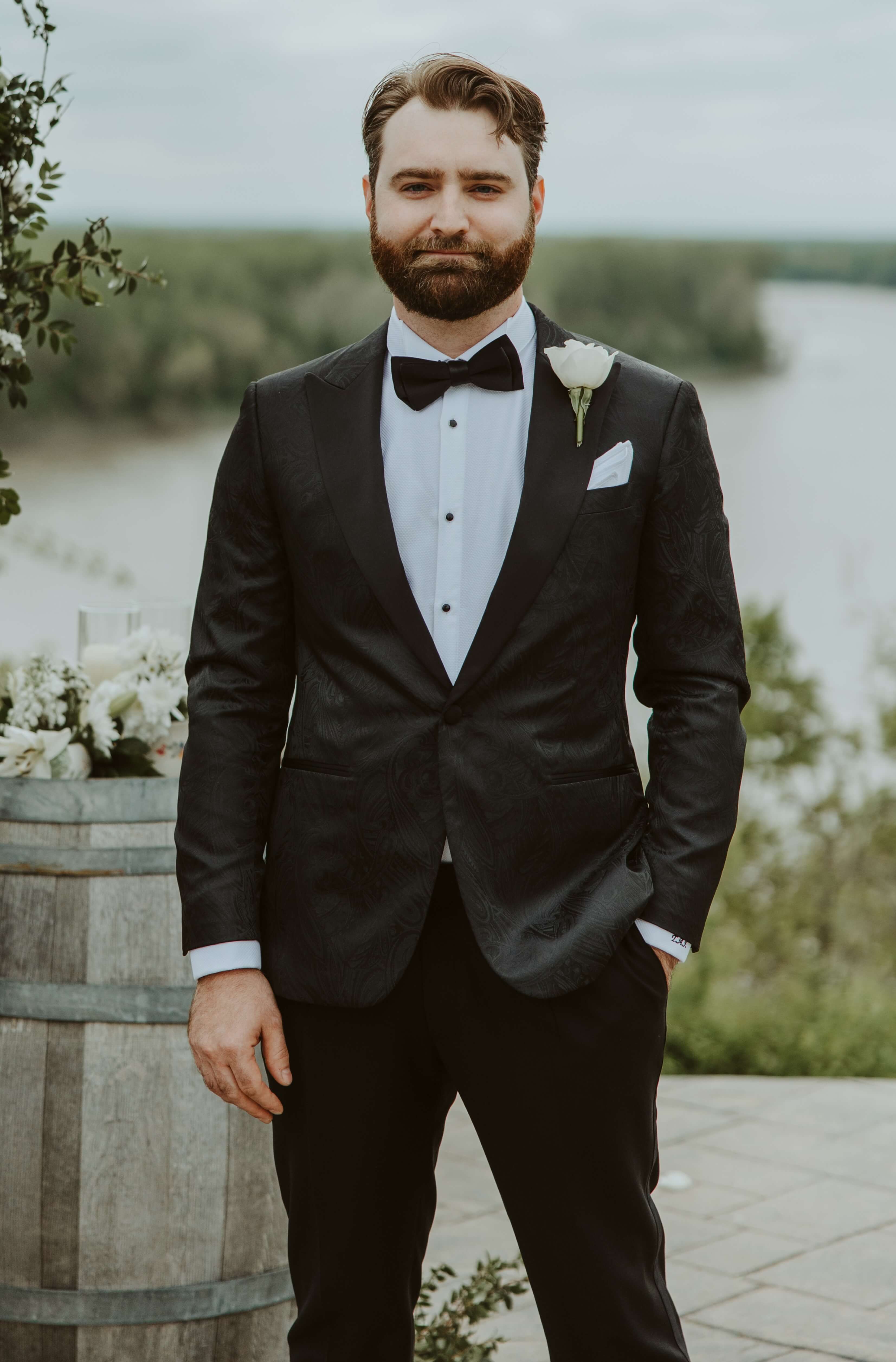 Modern and Traditional Custom Suits and Tuxedos in Jacksonville
